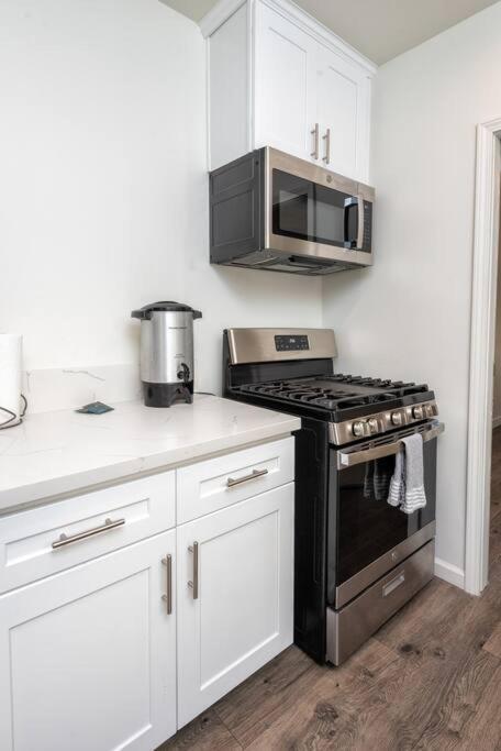Chic And Spacious 3Br Gem In Central La Los Angeles Kültér fotó